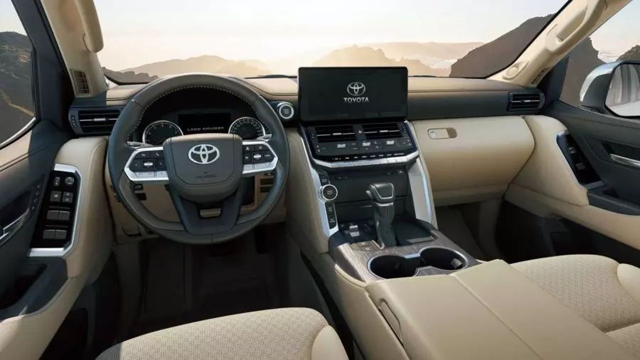 Sayısız Donanım Paketiyle Özelleştirebileceğiniz Yeni Toyota Land Cruiser Dikkat Çeken Özellikleri ve Fiyat Listesi