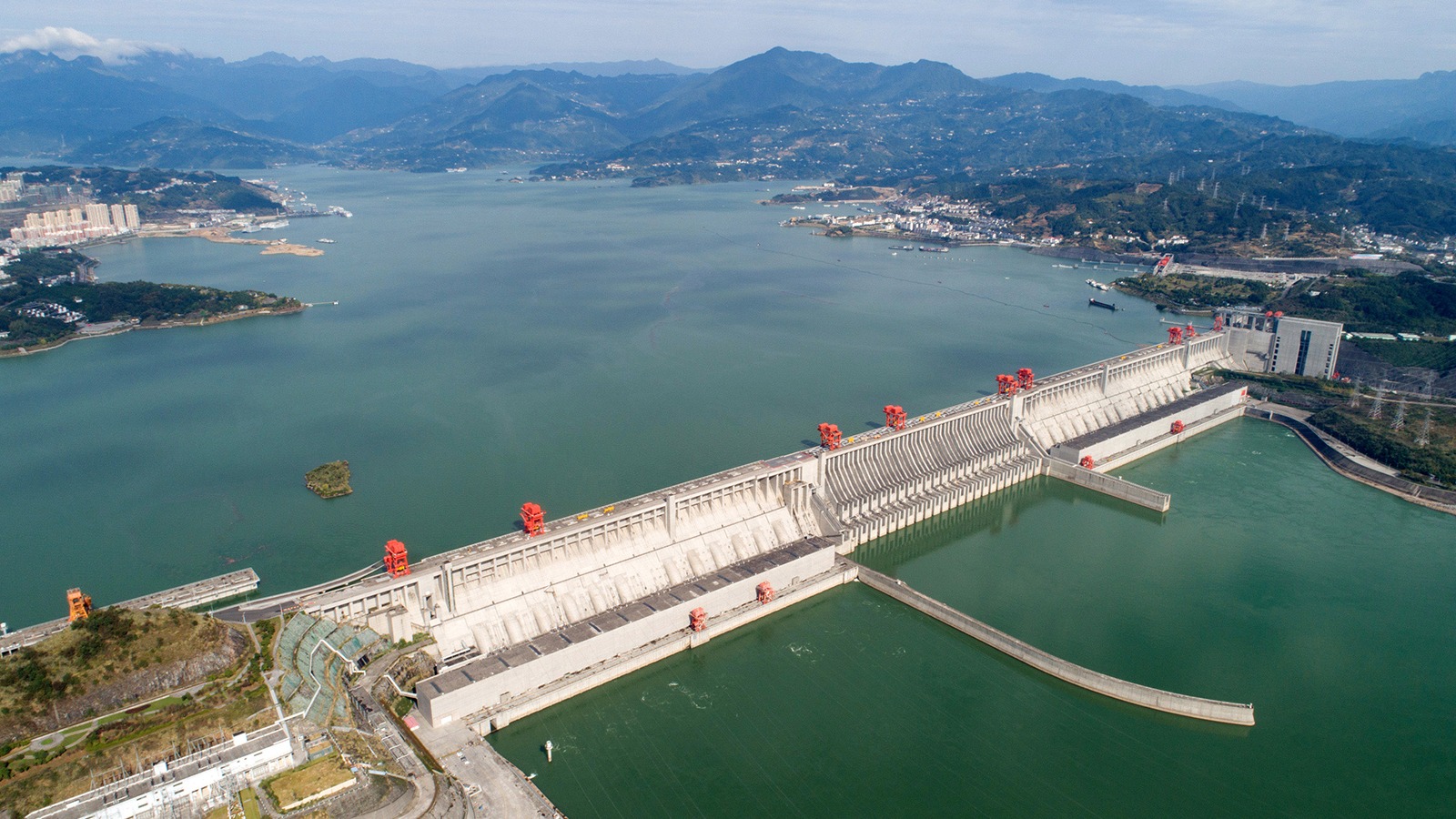 Çin'den bir baraj örneği