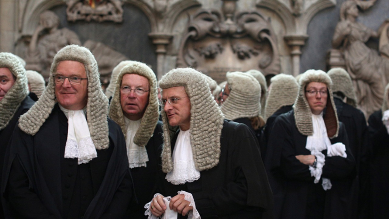 İngiliz avukatlar