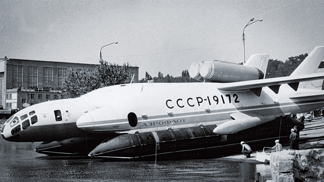 Sovyet uçağı VVA-14