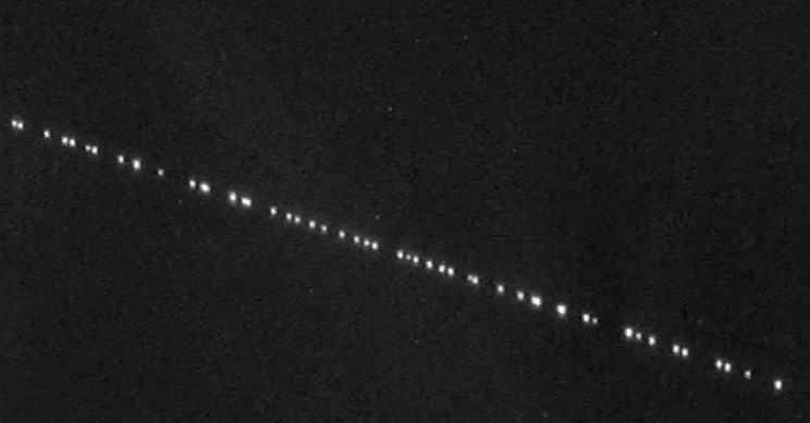 SpaceX'in Starlink Uyduları, UFO İhbarlarını Artırdı