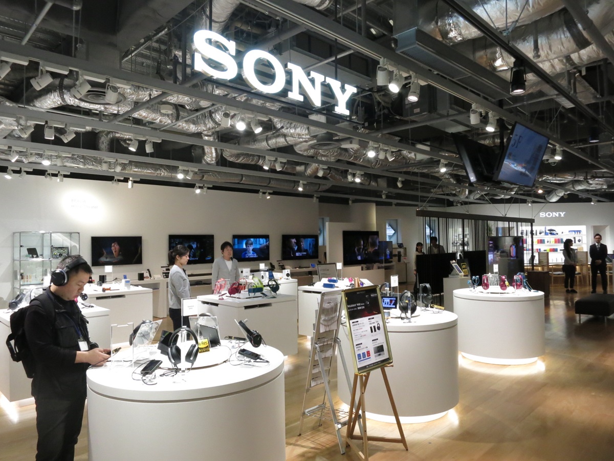 Sony, Katlanabilir Akıllı Telefon Üzerinde Çalışıyor