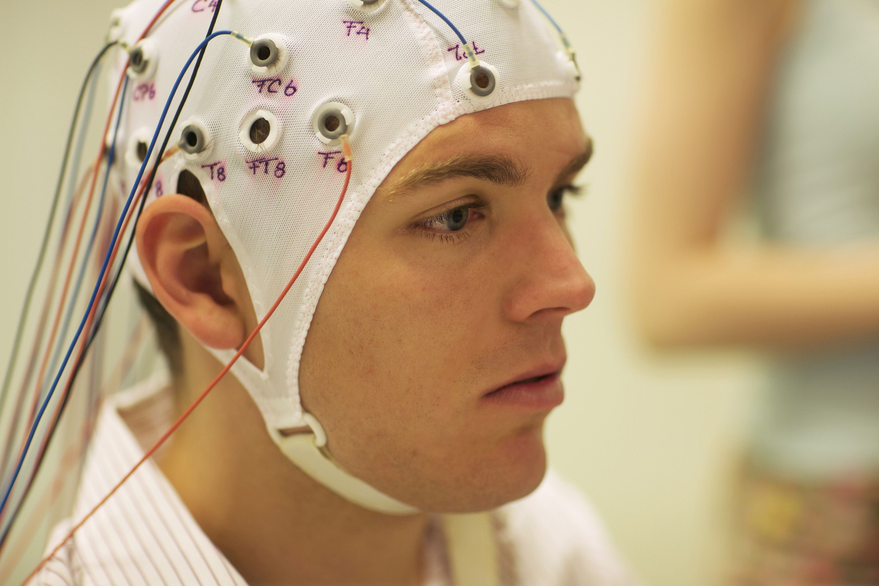 Исследование эпилепсии. Шапочка для ЭЭГ. Исследование головы. Шлем для головного мозга. Шлем для ЭЭГ.
