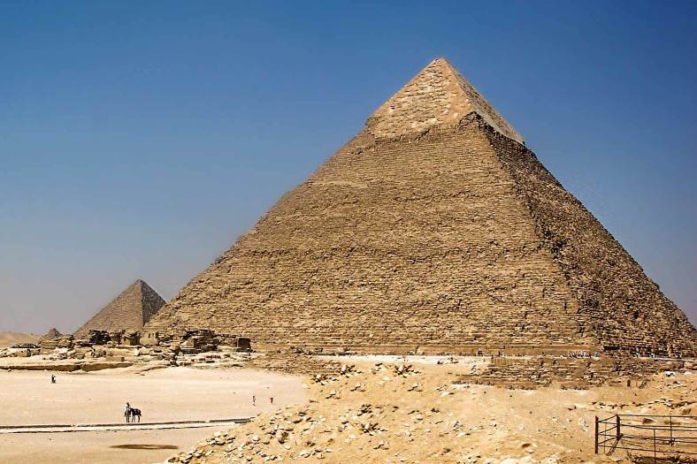 misir piramitleri nasil yapildi piramit seklinin sirri