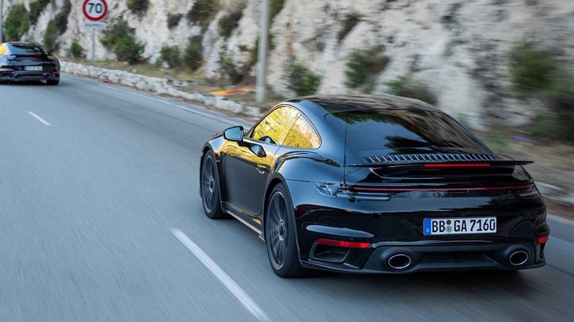 Porsche, Yeni 911 Turbo Prototiplerini Tanıttı