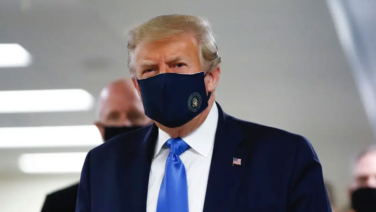 Donald Trump, lk Kez Maske Takt