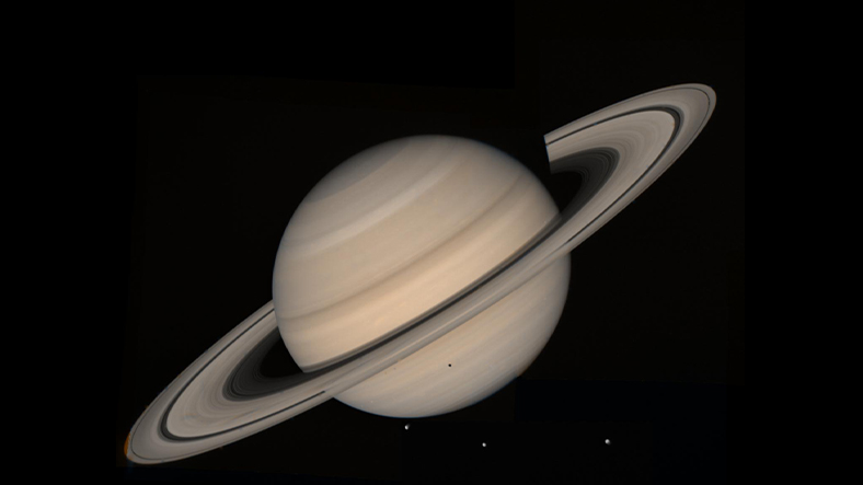 Satürn’ün Sıra Dışı Bir Gezegen
