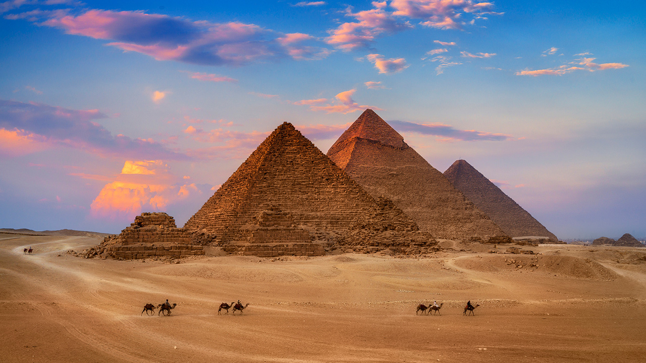 Giza piramidaları