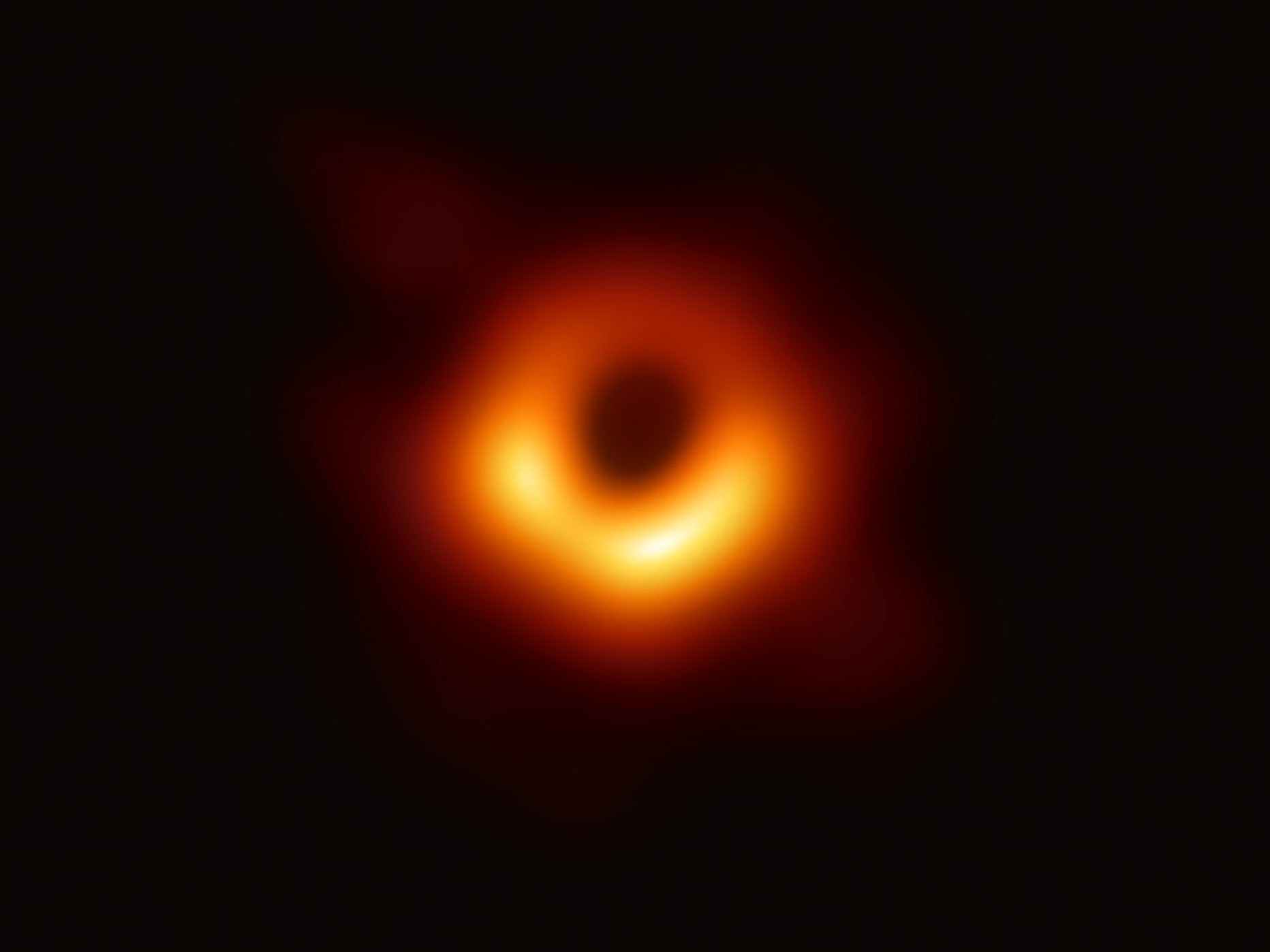 ilk kara delik fotoğrafı