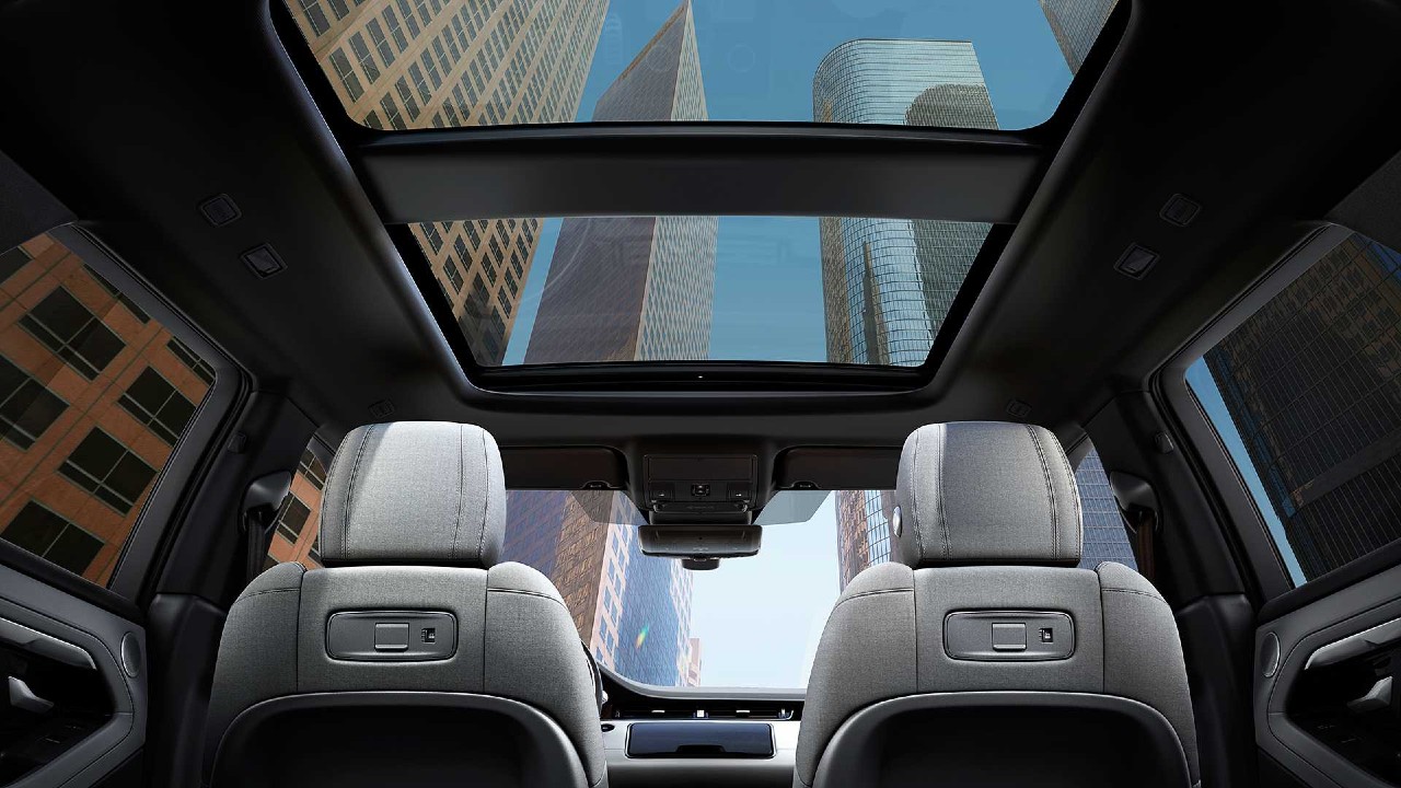 Range Rover Evoque panoramic sunroof