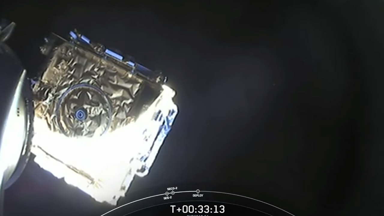 SpaceX, TURKSAT 5A Uydusunu Baarl Bir ekilde Yrngeye Yerletirdi