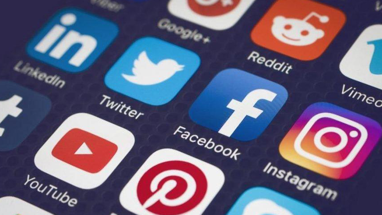 Facebook Twitter ve Instagrama 1 Gün Sonra Yasak Geliyor