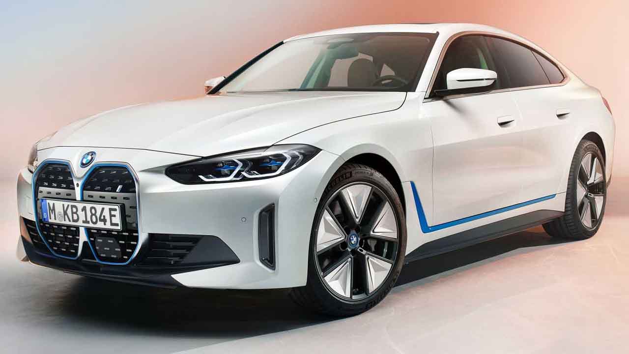 BMW, 2022 Model i4 Ate Ediyor!