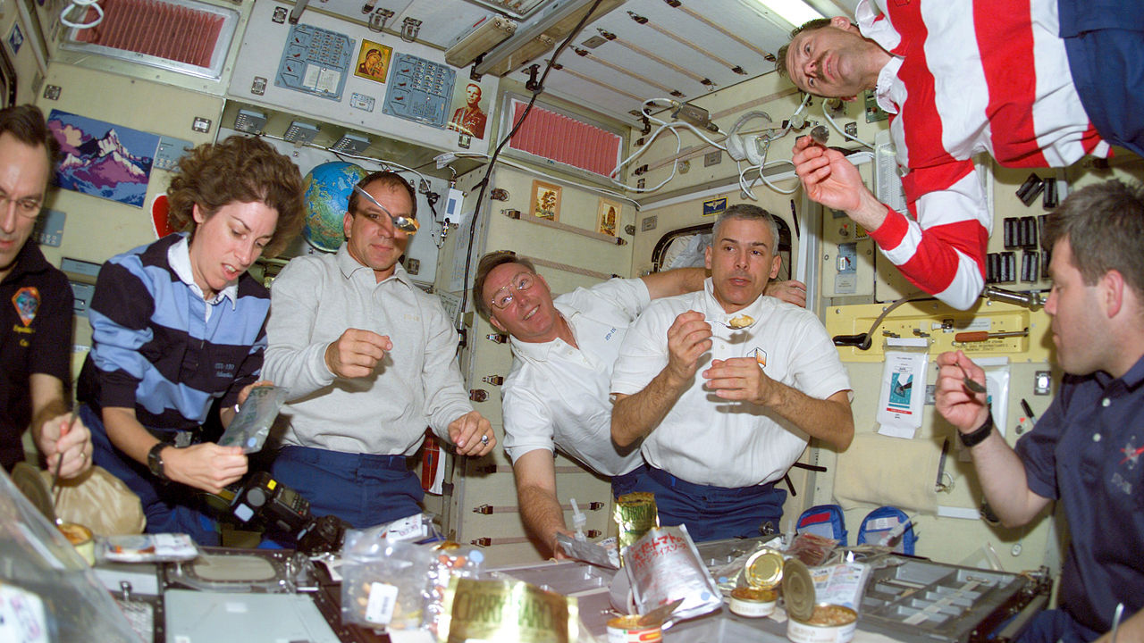 astronavt yeməyi