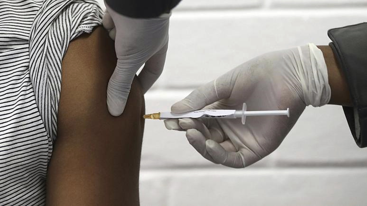 Aşı Karşıtı Ümit Aktaş'a Bilim İnsanlarının Verdiği Yanıtlar