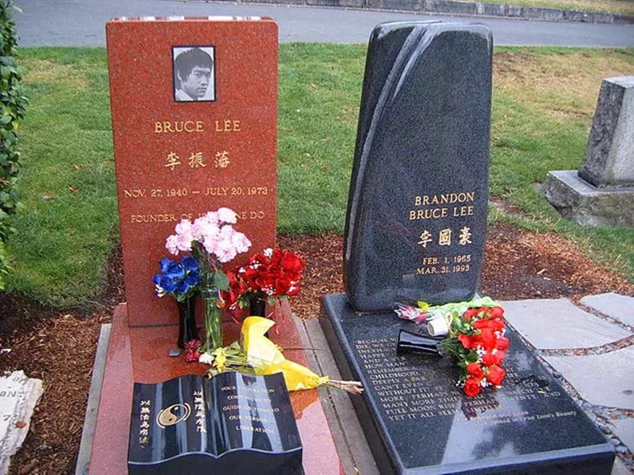 bruce lee tomb