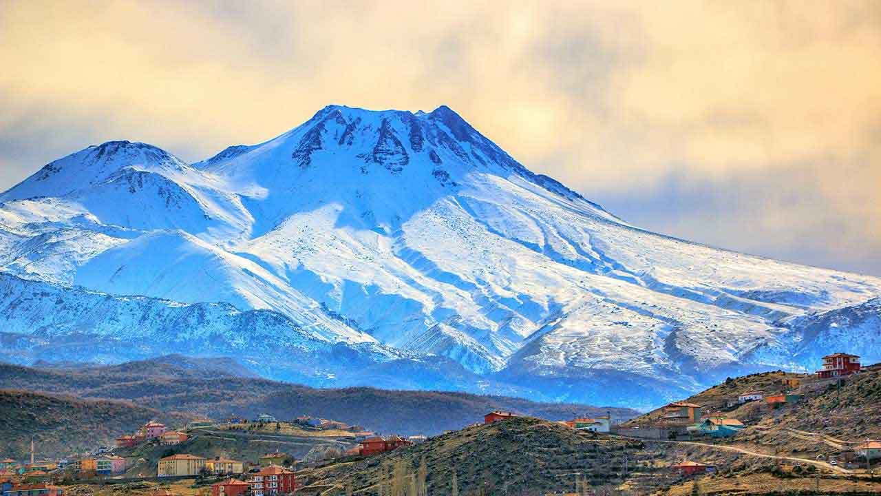 Hasan mountain volcano