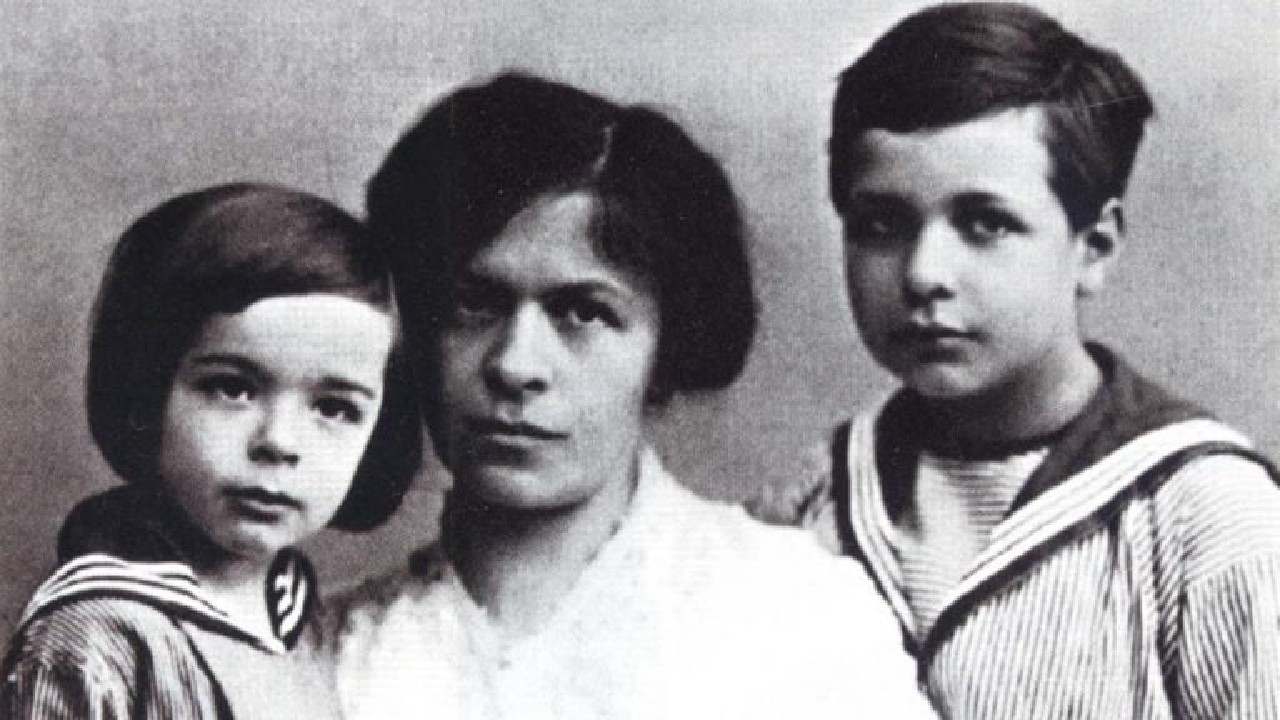 Mileva and her children
