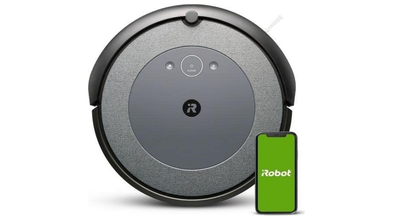 iRobot Roomba i3 Robot Vacuum Cleaner