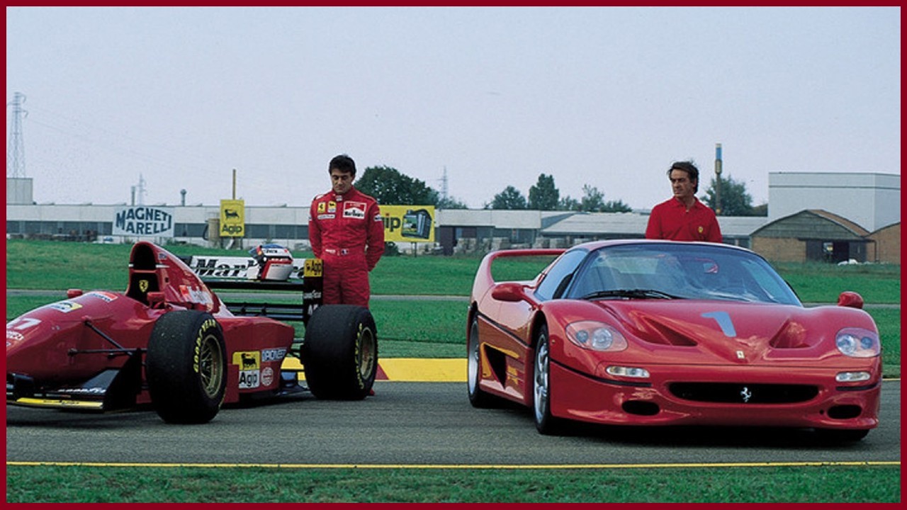 Ferrari F50 et voiture de formule 1