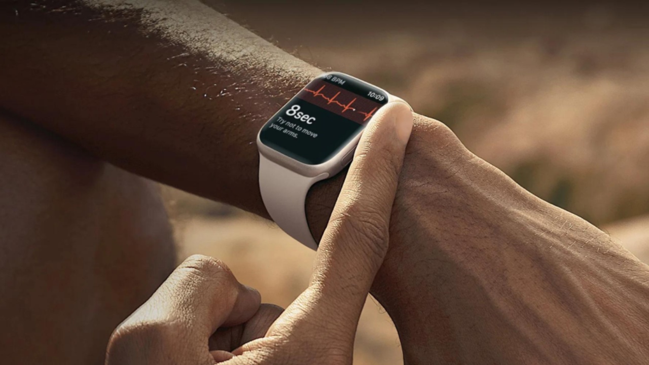 Apple'ın Sporculara Özel Olması Beklenen Saati Apple Watch Pro'nun Beklenenden Geç Çıkacağı İddia Edildi