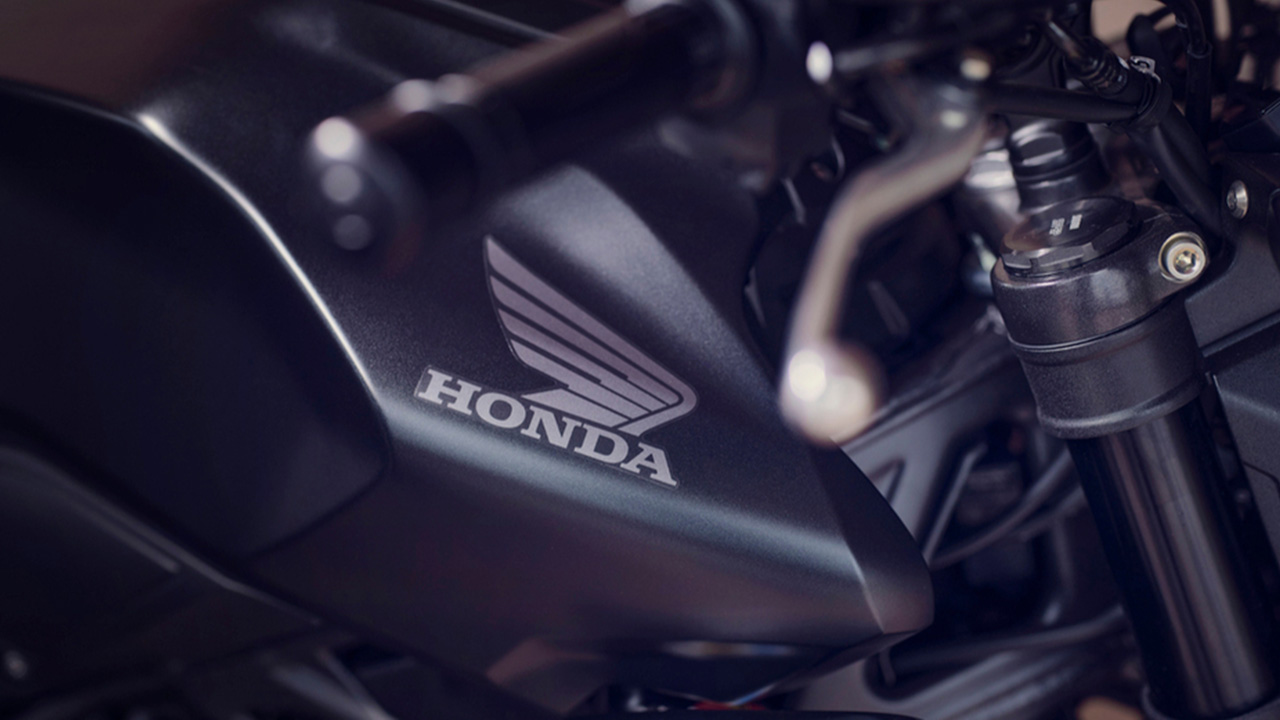 Honda CB250R renk seçenekleri