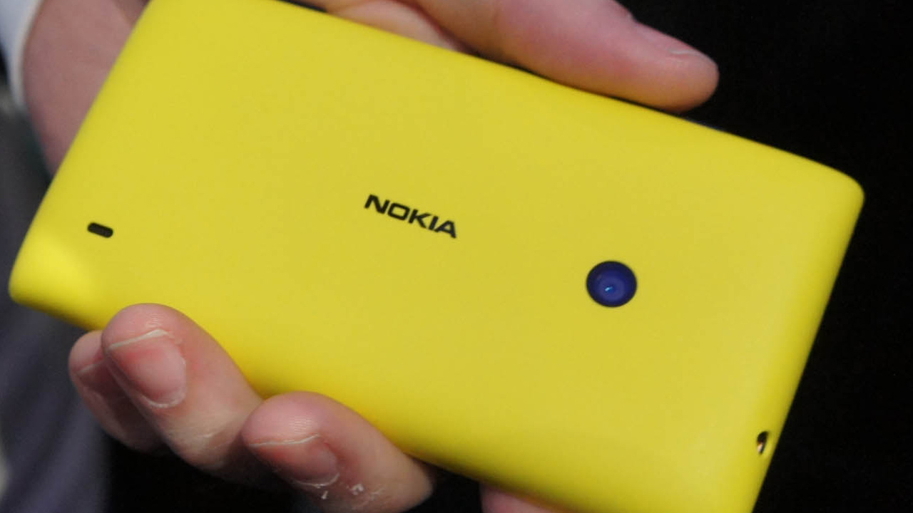 Lumia 520 arka tasarım