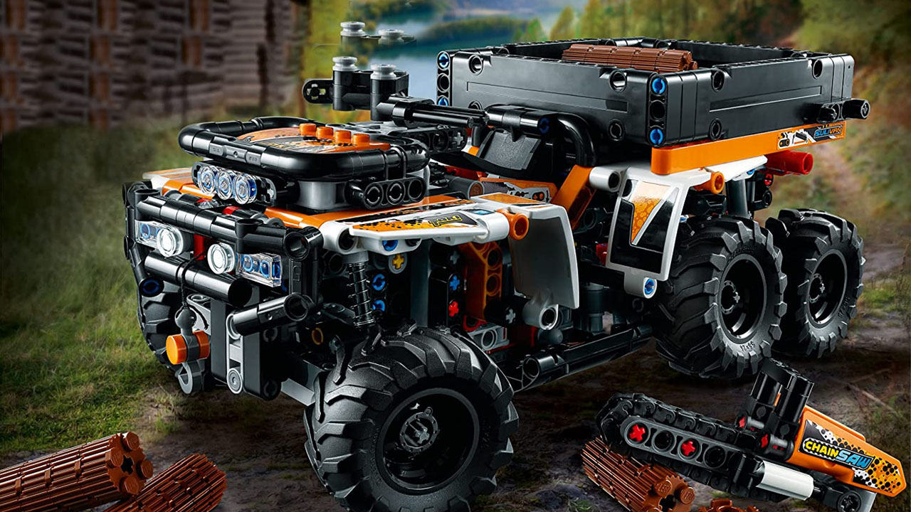 Off-road vehicle Lego Technic set