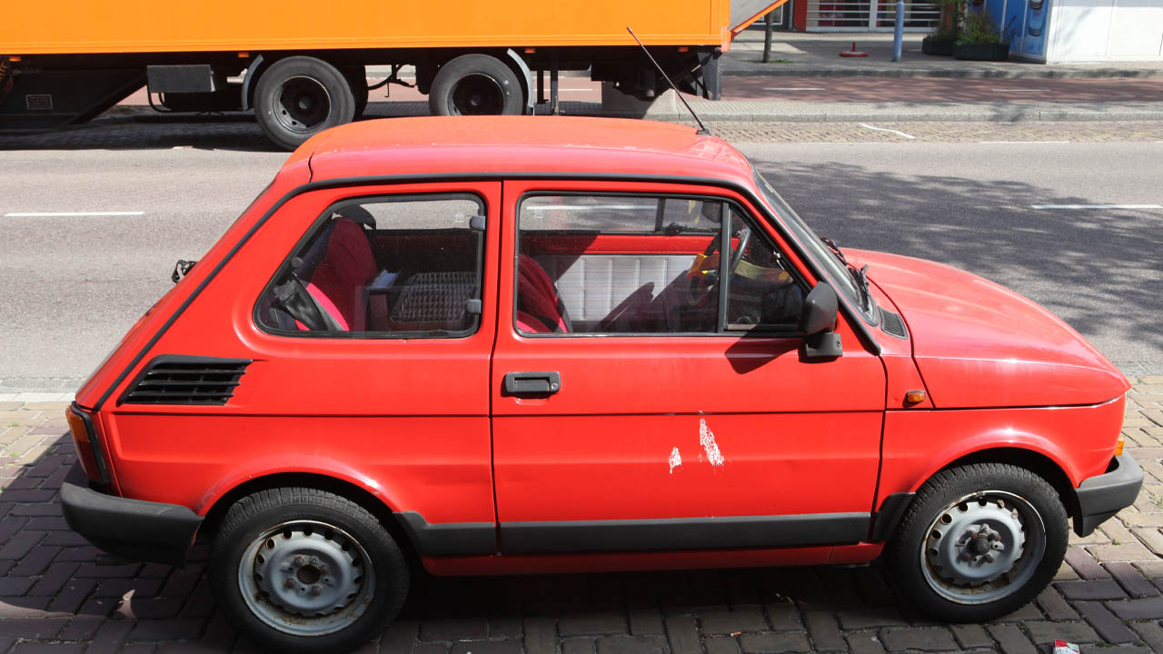 Fiat Bis 126 red