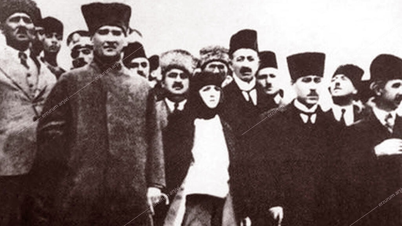 Latife Hanım ve Atatürk
