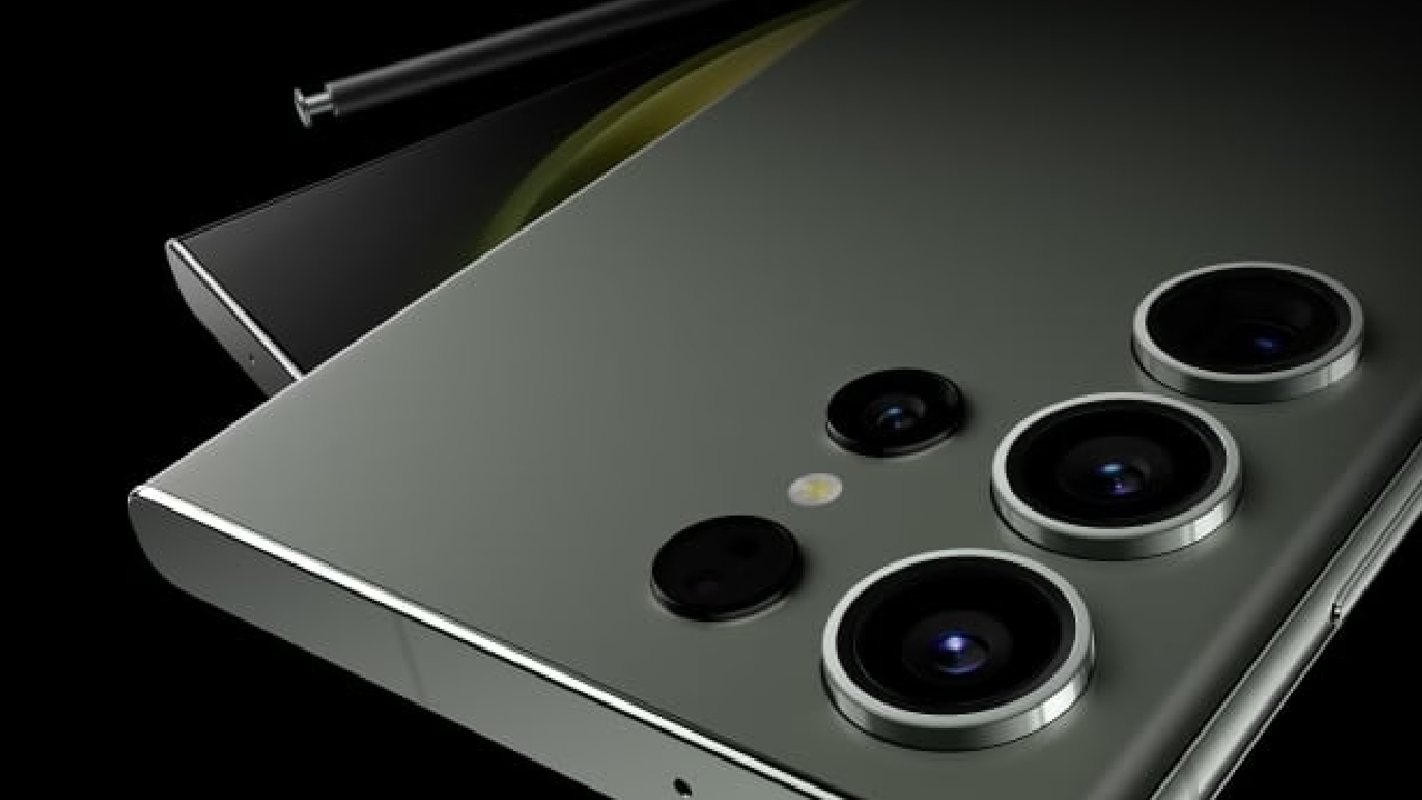 Samsung’un Galaxy S24 Ultra’nın Kamerasında Büyük Bir Değişiklik Yapmak İstediği İddia Edildi