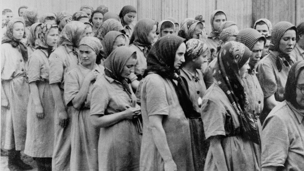 kadın toplama kampı