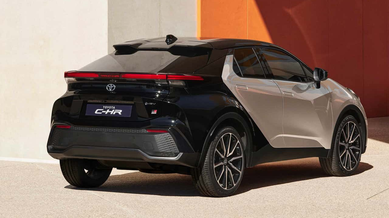 2024 Toyota C-HR tasarım