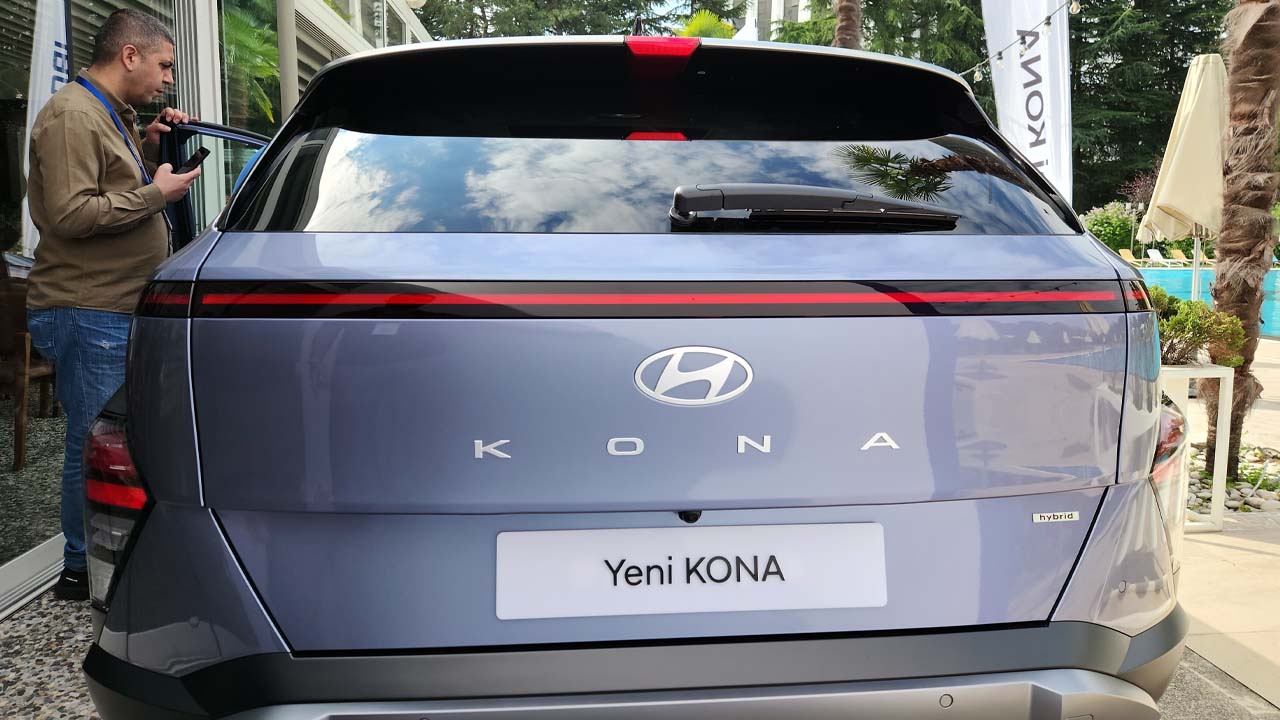 Hyundai Kona arka tasarım