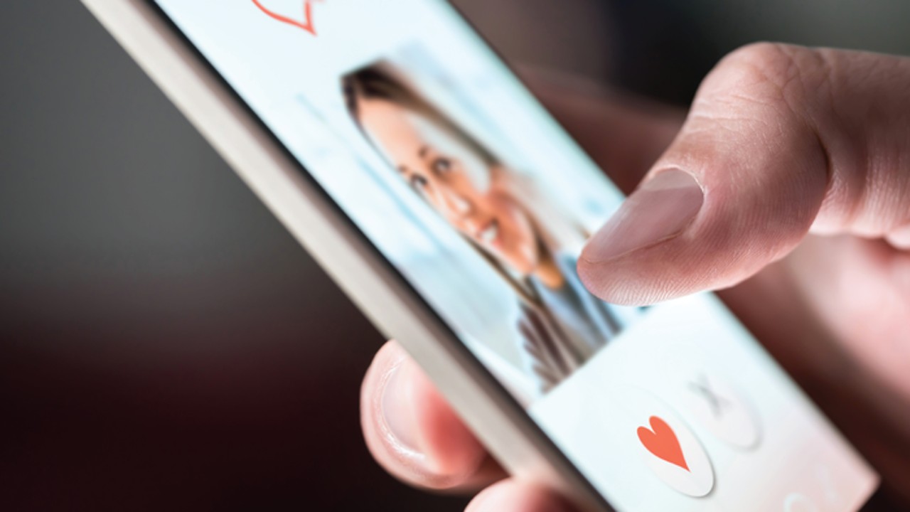 Çoğunun İlişkisi Bile Var: Tinder Kullanıcılarının Uygulamayı Kullanma Motivasyonları Araştırıldı