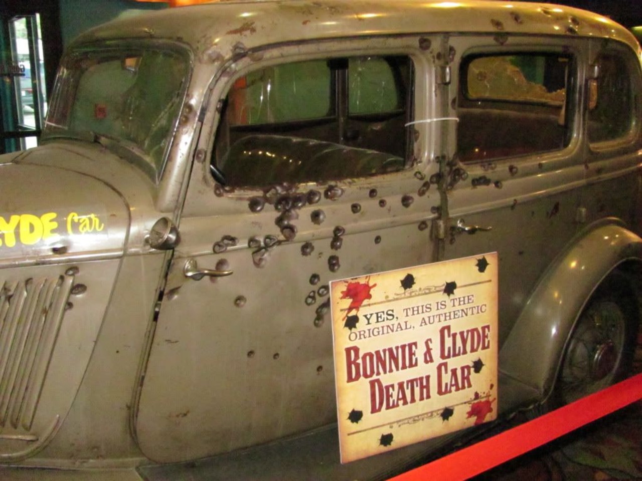 Bonnie ve Clayde öldürüldüğü araba