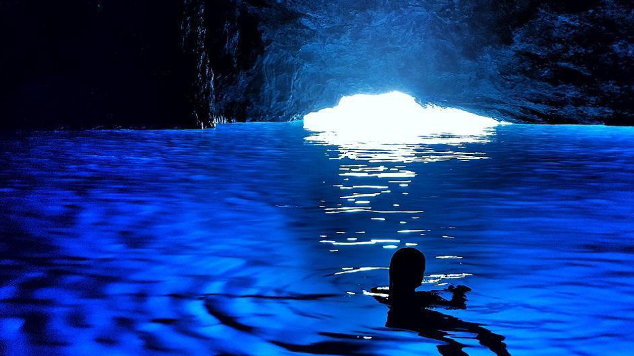 meis Adası mavi mağara