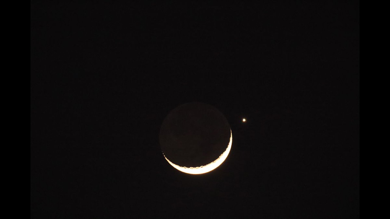 Venüs ve Ay