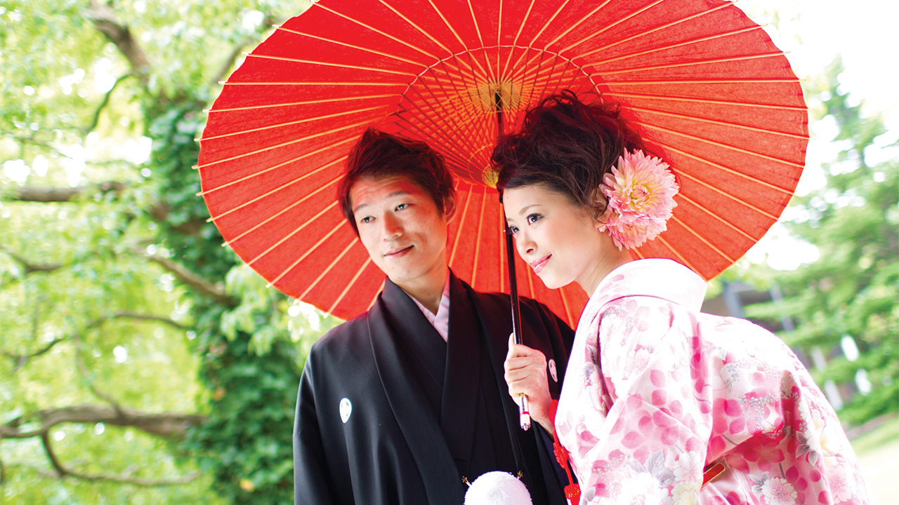 Evlenen Japon çift