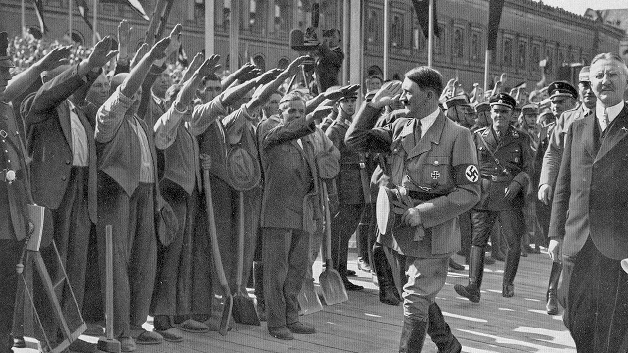 Adolf Hitler selamı