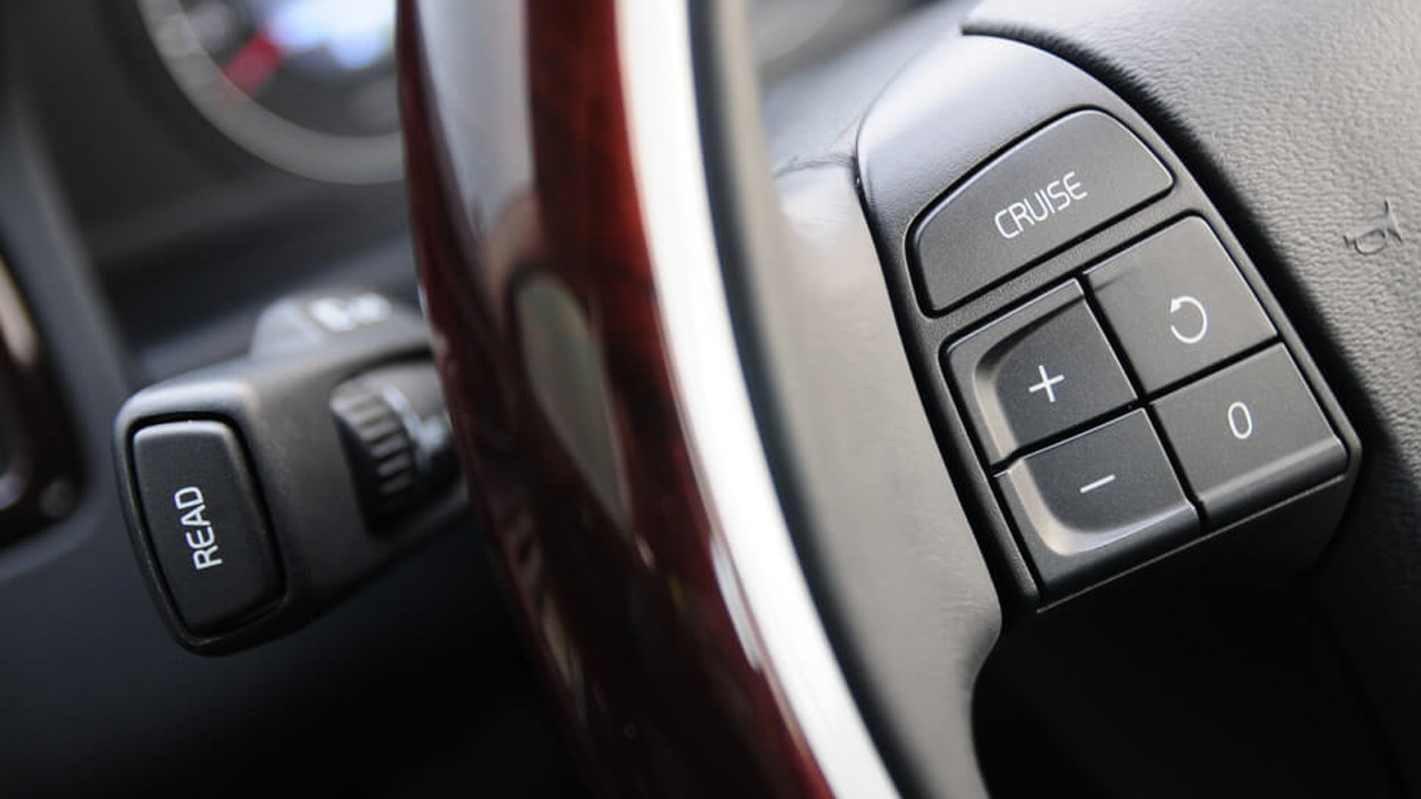 Things to consider when using cruise control