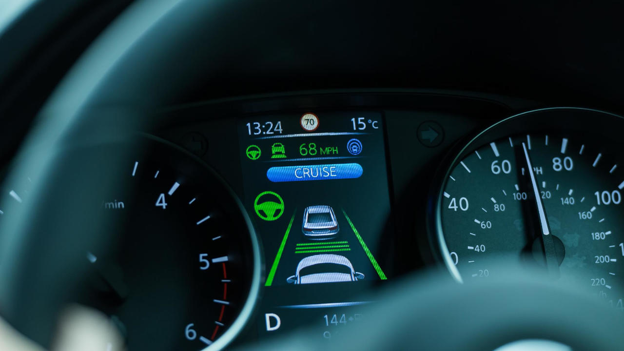 Fuel consumption cruise control