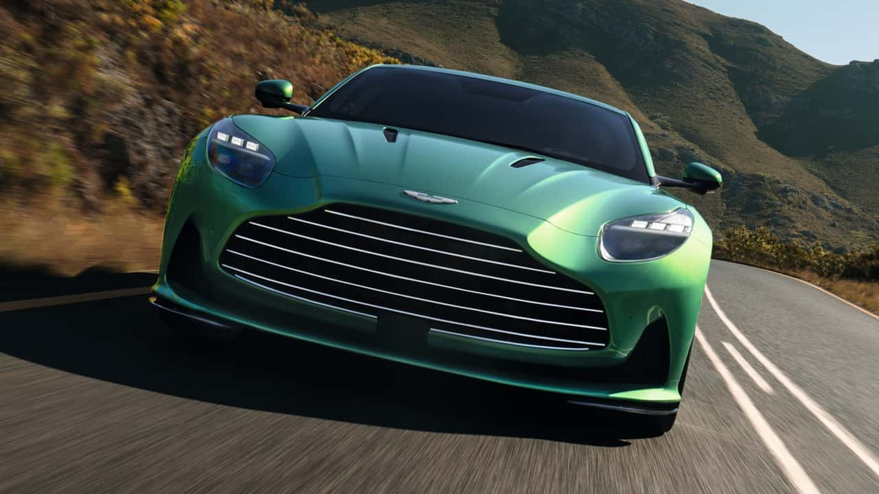 Aston Martin, İzin Verildiği Sürece İçten Yanmalı Motorlu Araç Üreteceğini Açıkladı