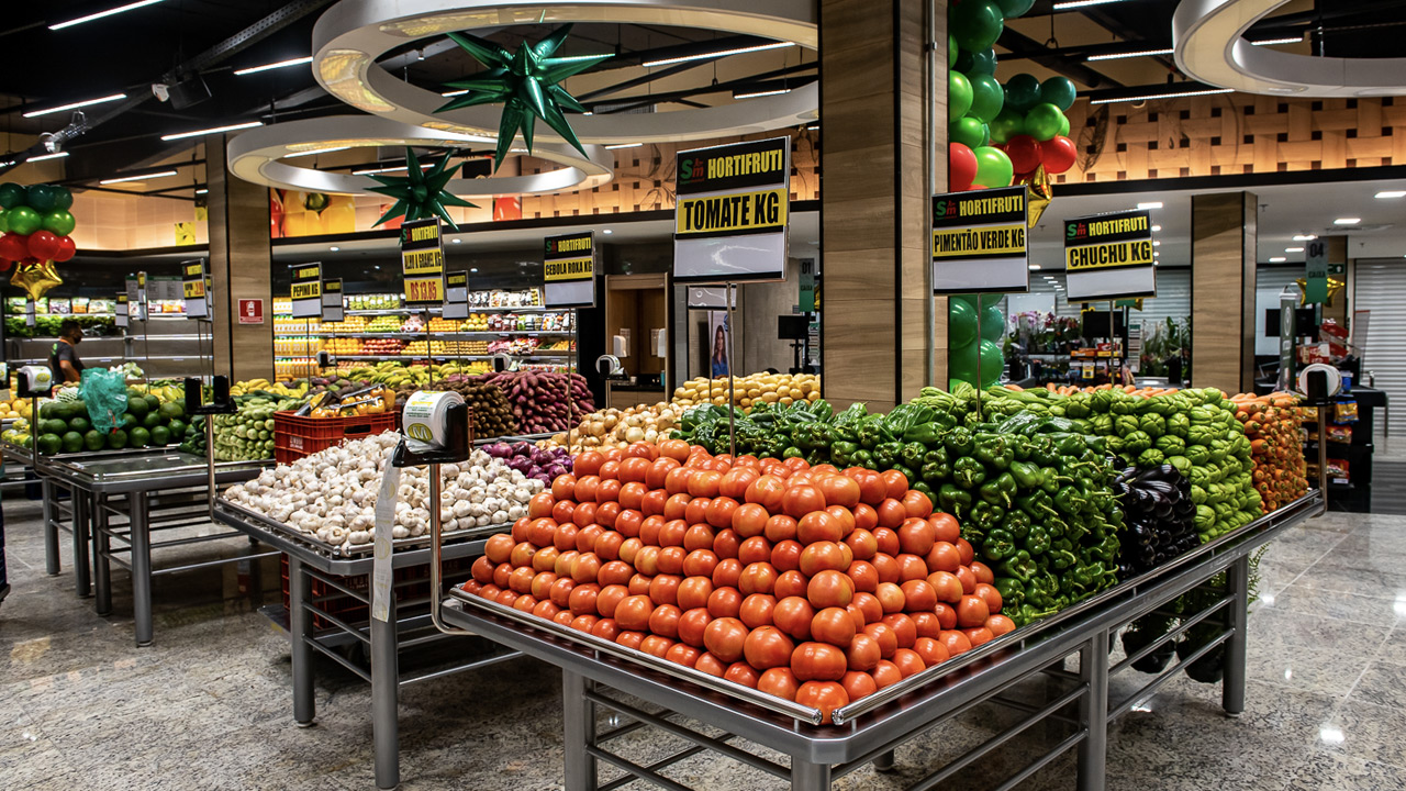 Marketlerde Meyve ve Sebze Reyonunun Girişte Olmasının Akla Gelmeyecek Sinsice Sebebi